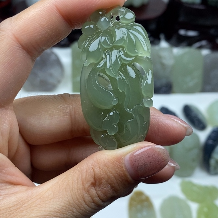 和田玉（糖玉）未镶嵌颈饰40