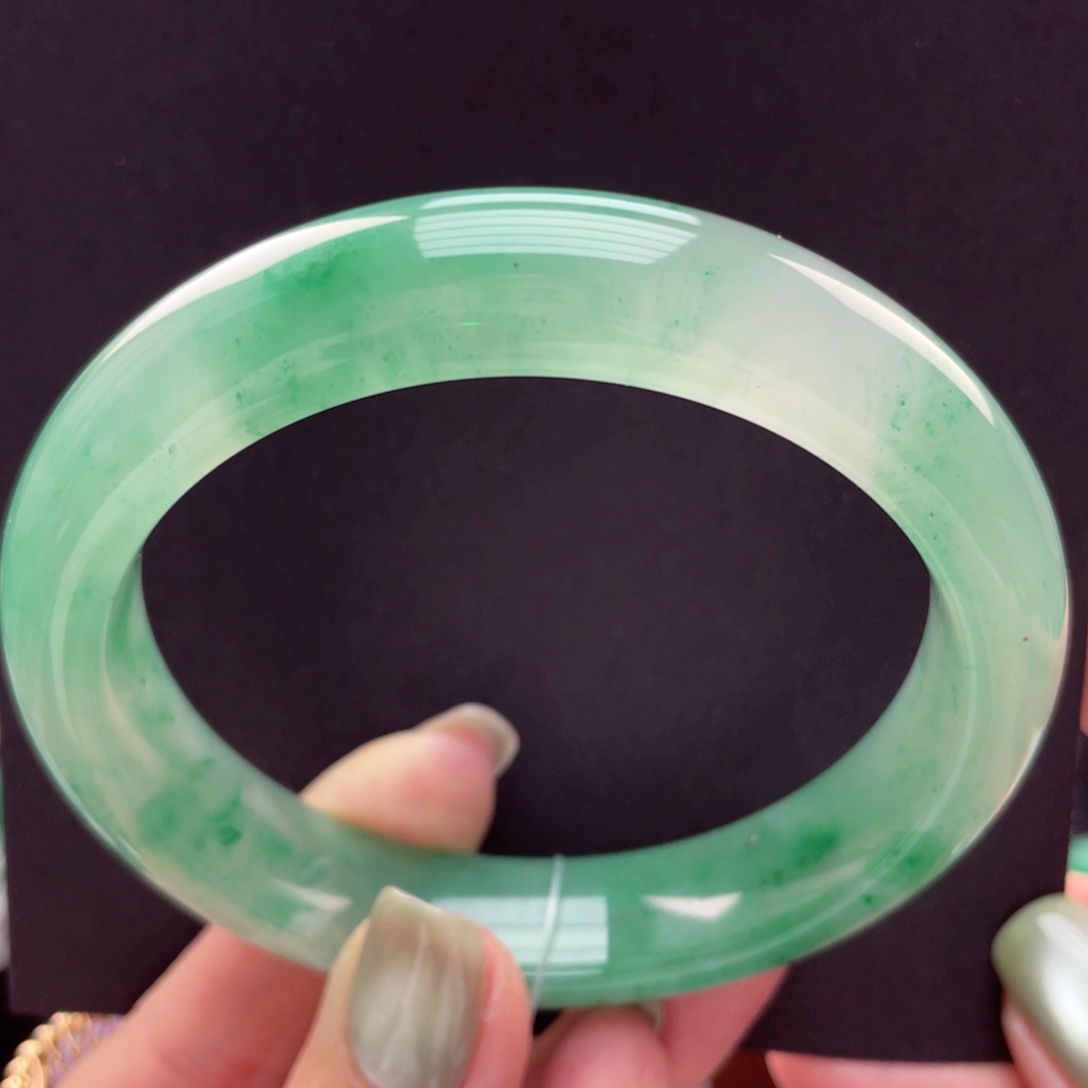 石英质玉手镯未镶嵌59-60