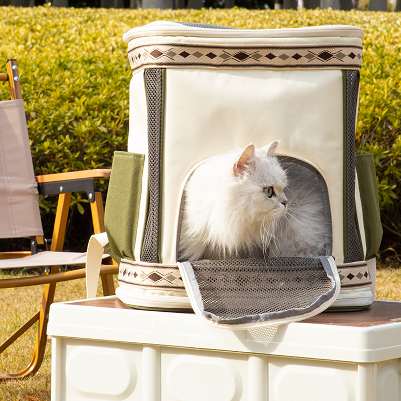 GiGwi贵为宠物拓展式双肩背包太空舱全方位透气狗狗必备日用品