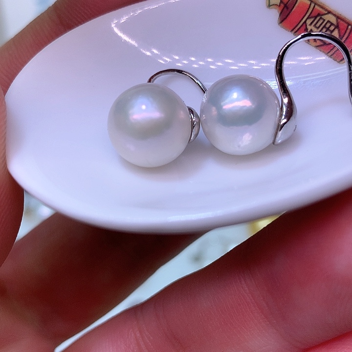 银S925镶嵌耳饰淡水珍珠