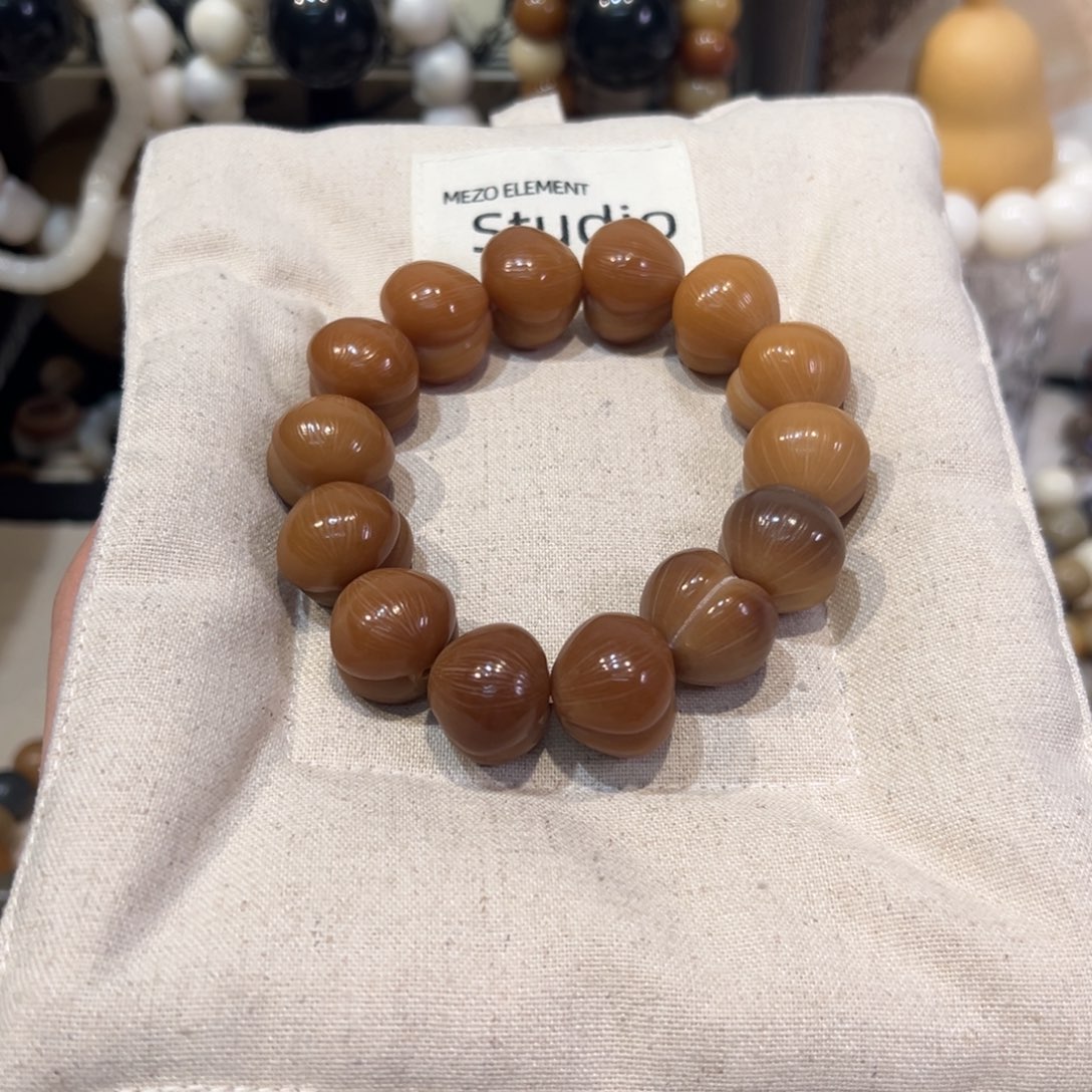 菩提根/象牙果吊坠拉丝屁桃卡19.5微瑕