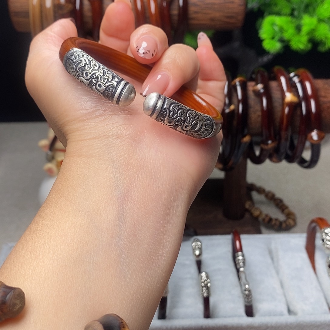 安***妮木质非金属金刚手镯