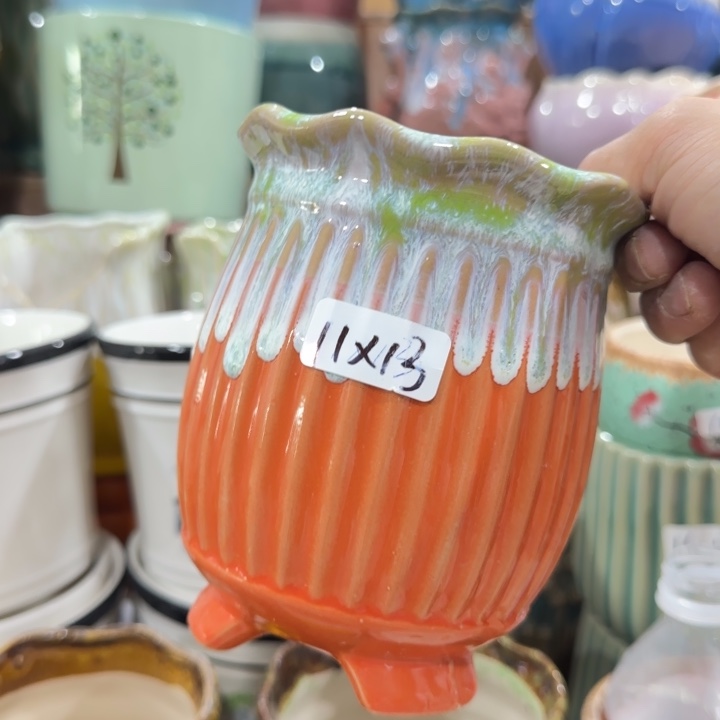 凑9块包邮，有孔，花盆