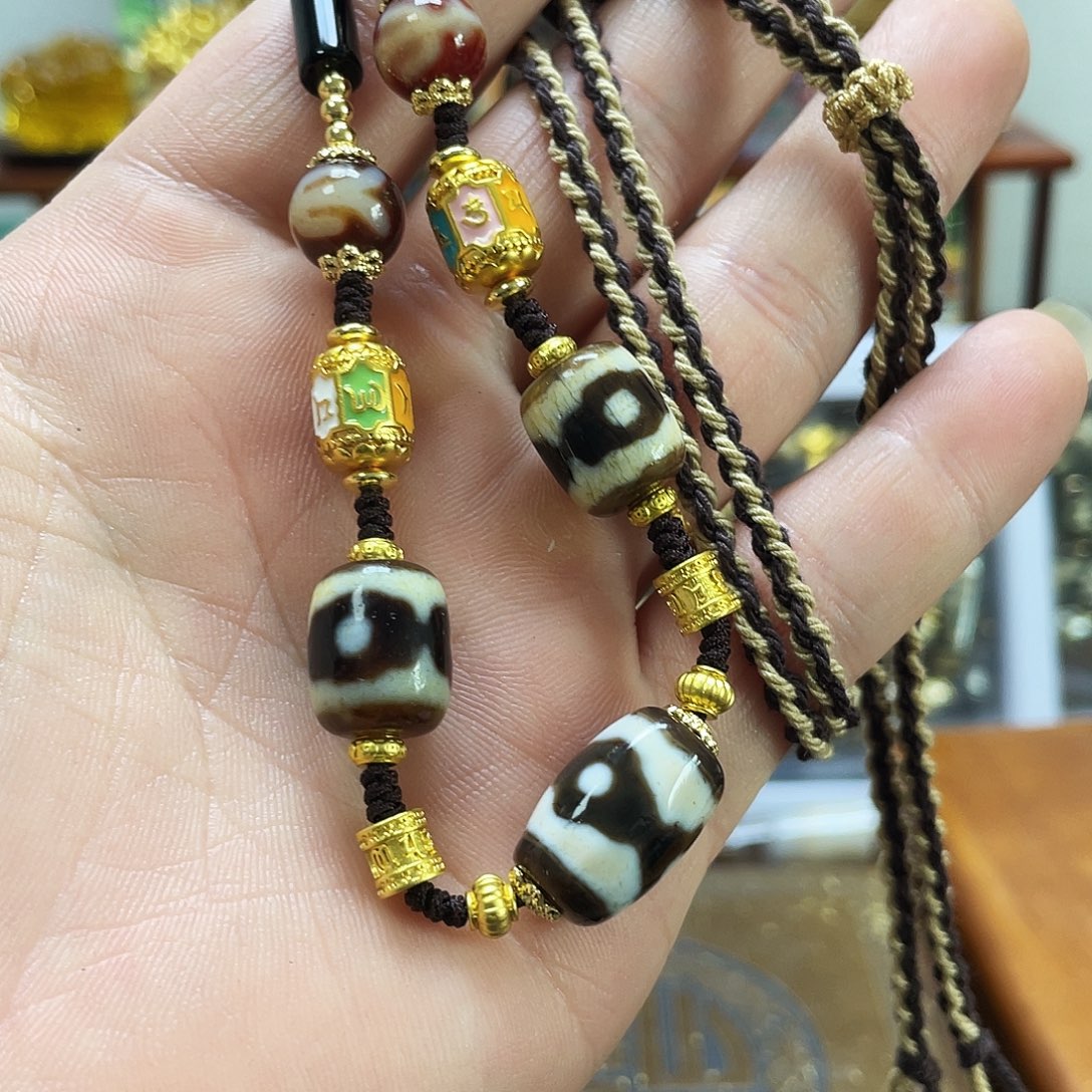 玛瑙/玉髓未镶嵌多样性发一条