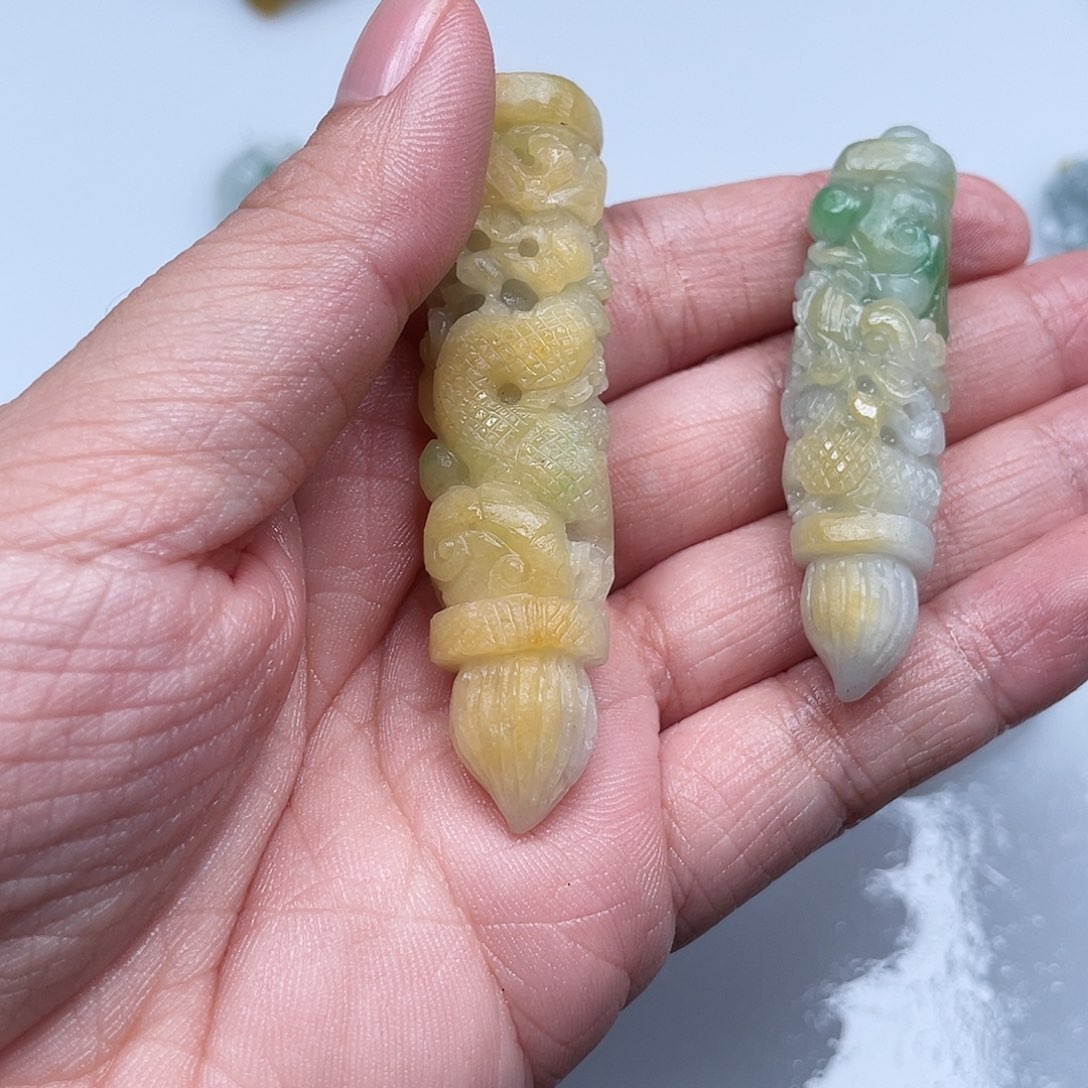 生***世翡翠未镶嵌颈饰翡翠