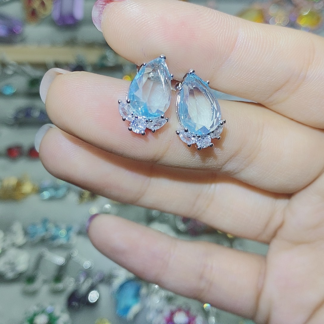【闪购商品】托帕石耳饰银S925镶嵌