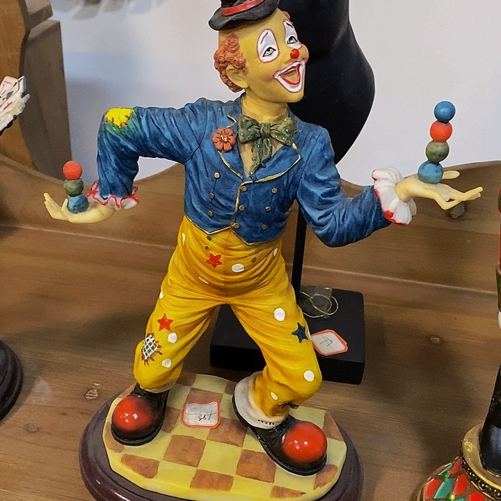 树脂制品小丑摆件