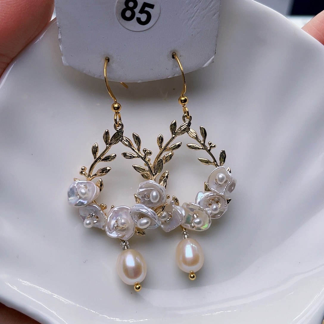 淡水珍珠耳饰未镶嵌