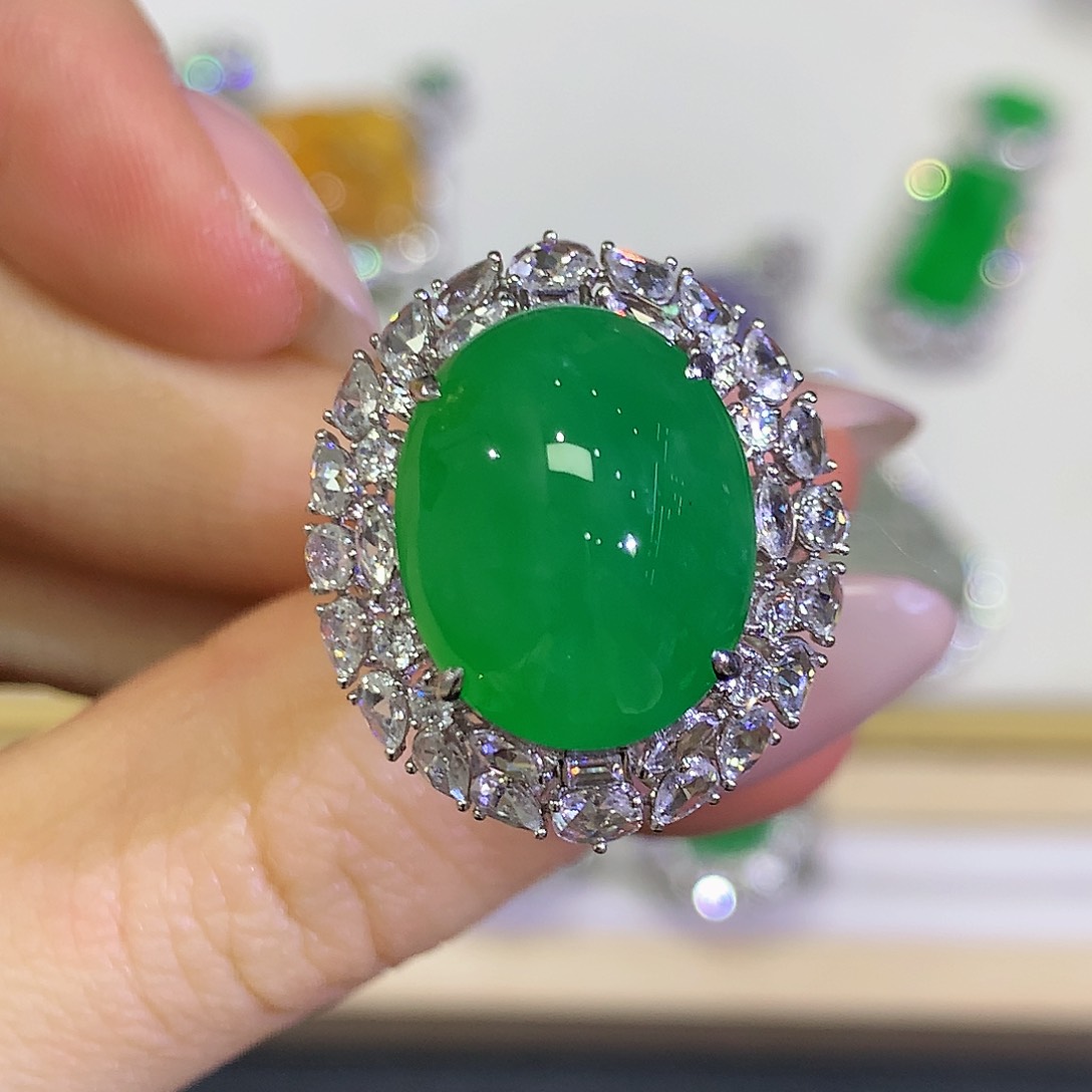 翡翠戒指18K金镶嵌111111