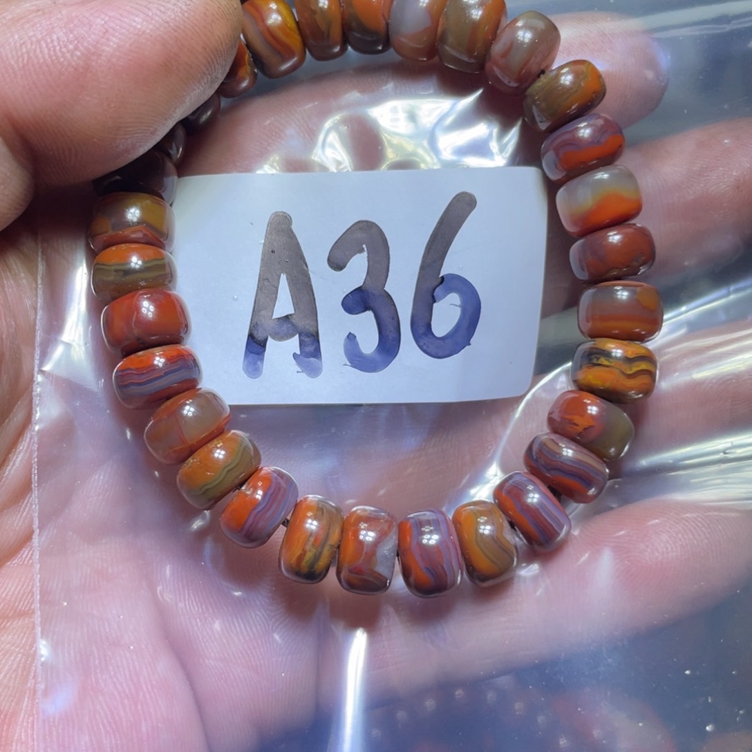 玛瑙/玉髓颈饰未镶嵌-*-