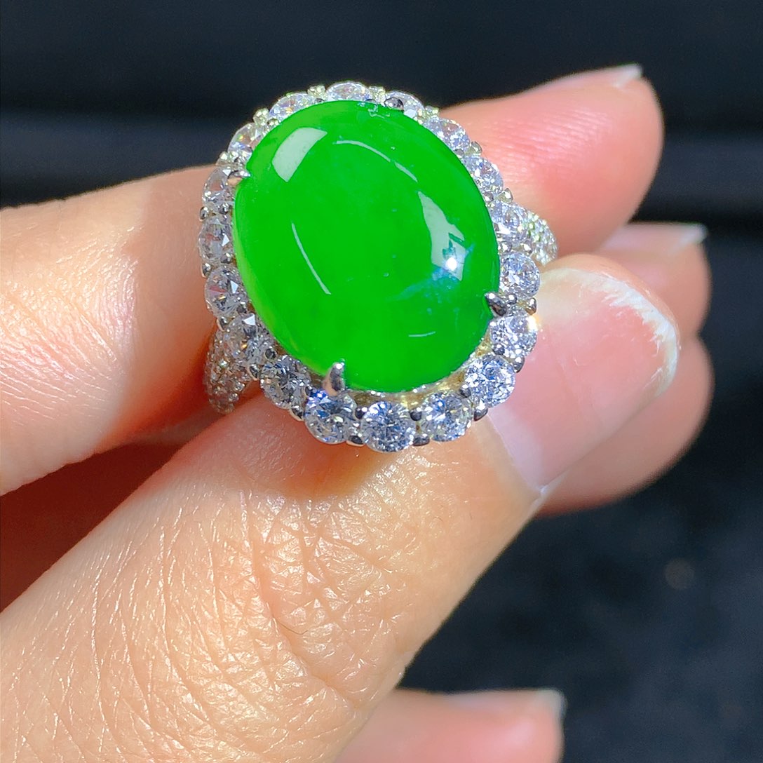 翡翠颈饰银S925镶嵌吊坠