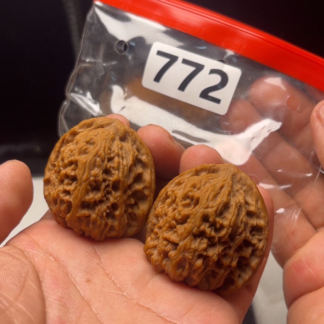 吊坠文玩核桃高炮南疆42