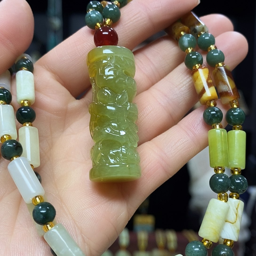 岫玉挂件吊坠未镶嵌