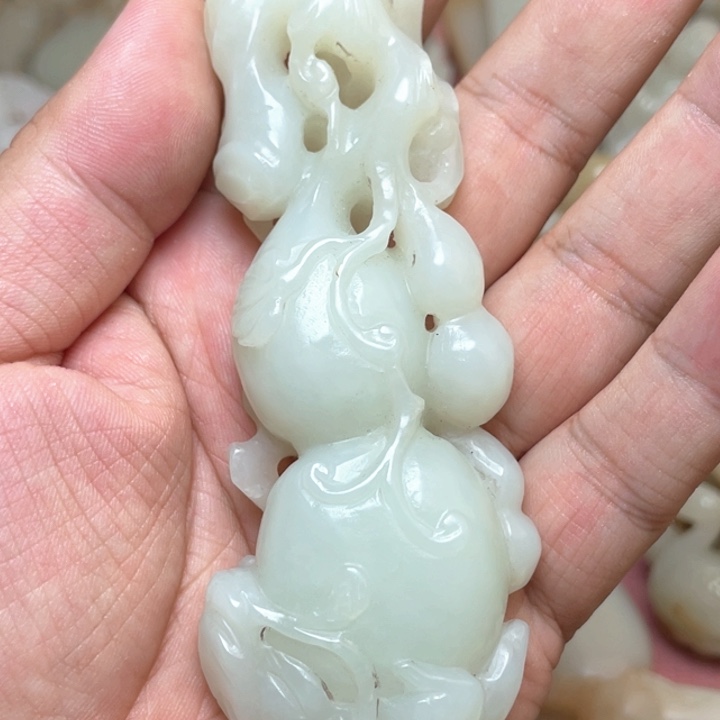 未镶嵌和田玉（糖玉）挂件