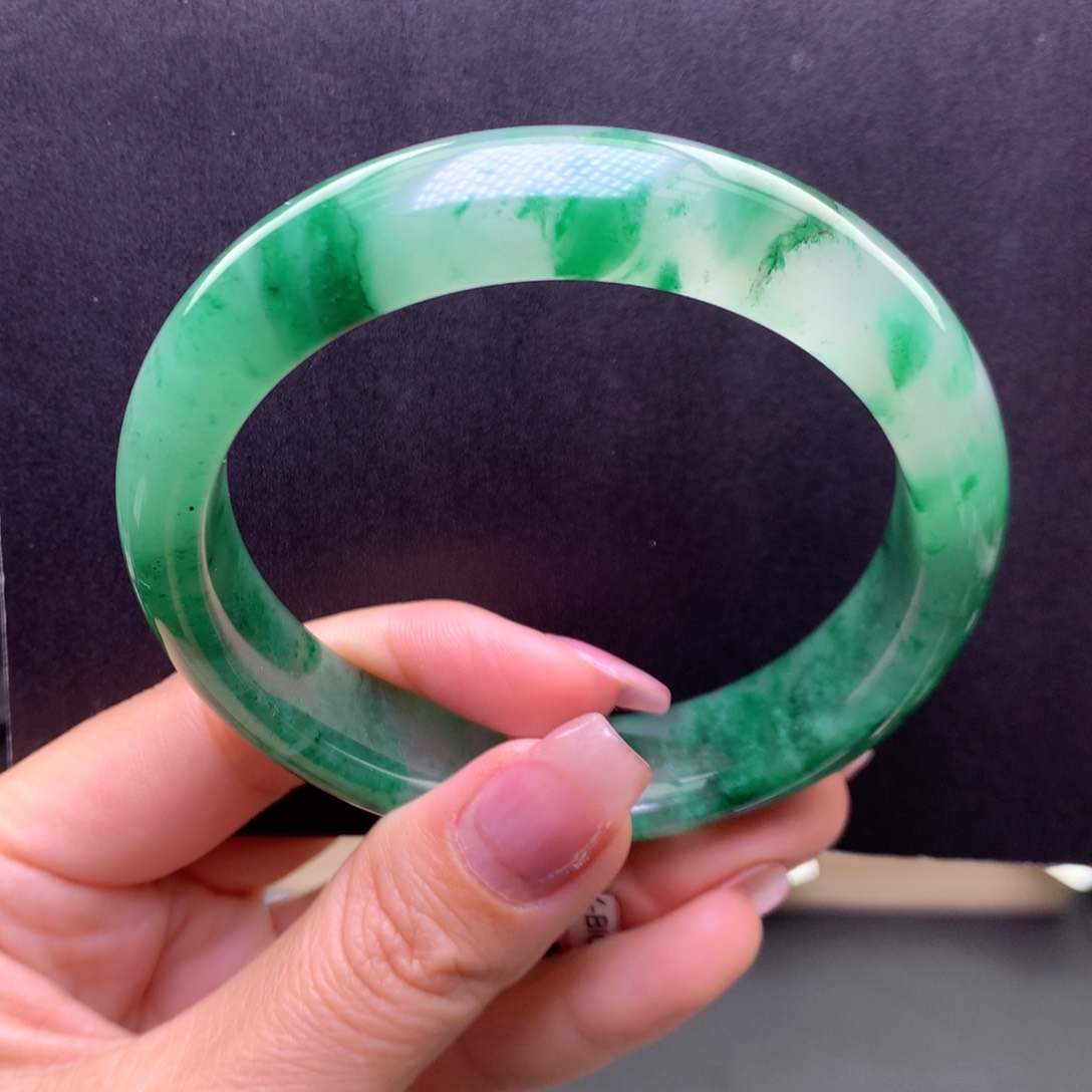 石英质玉手镯未镶嵌59_ 60圈口