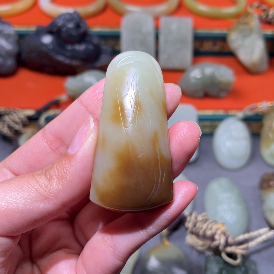 和田玉挂件未镶嵌