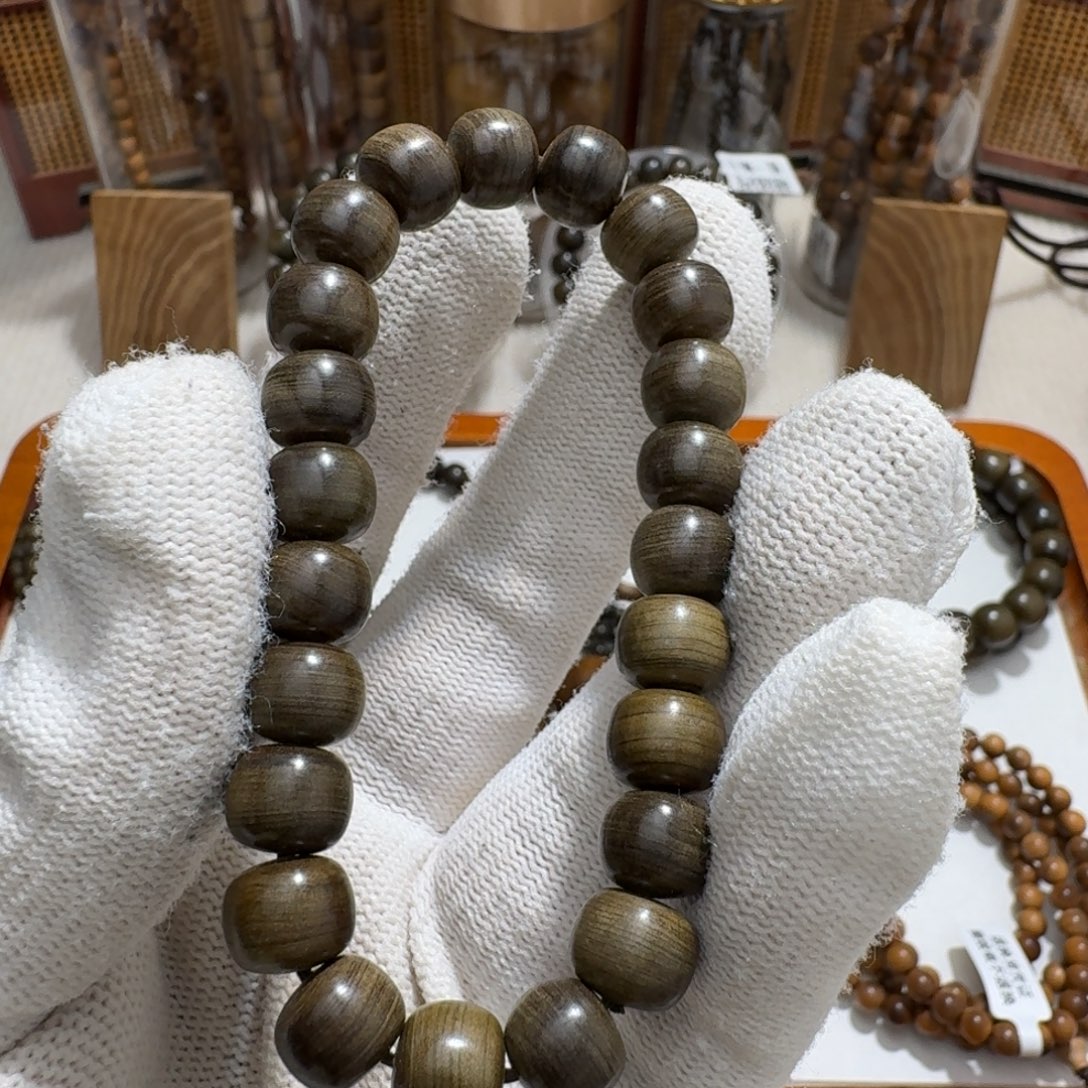 嘻***嘻阴沉木无事牌8×9阴沉福利