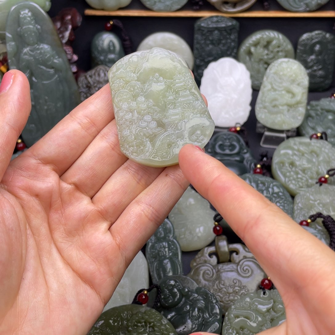 和田玉颈饰未镶嵌