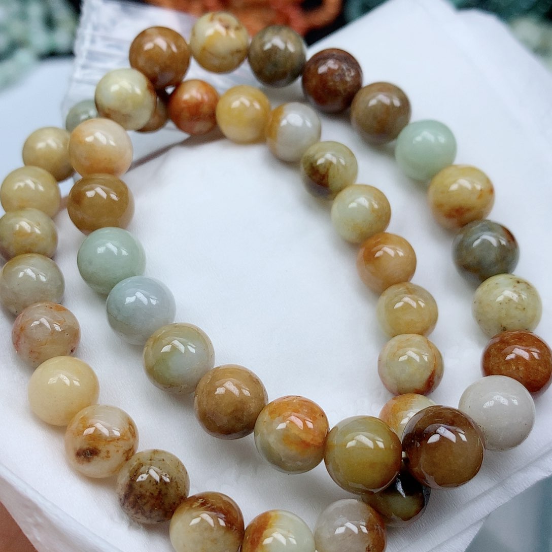 翡翠颈饰未镶嵌手串