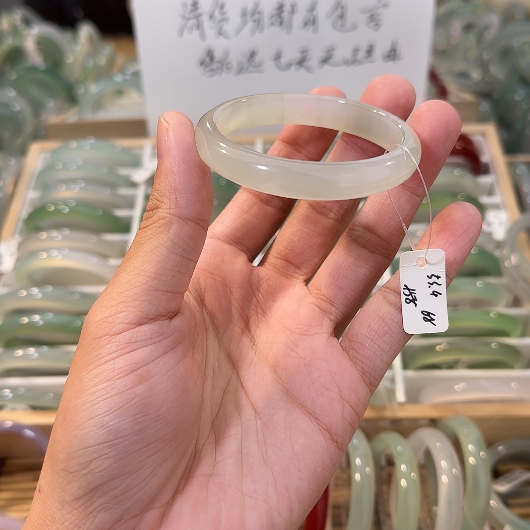 玛瑙/玉髓未镶嵌手镯圈口53.4