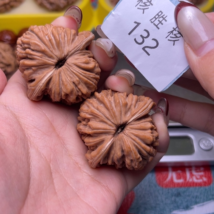 文玩核桃把件汗高楼41.132