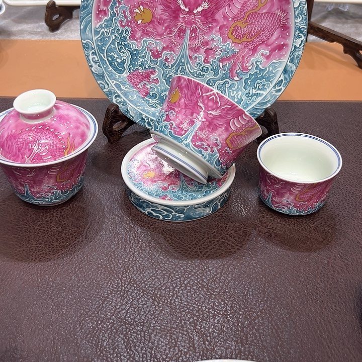 摆件景德镇陶瓷研究所工作的