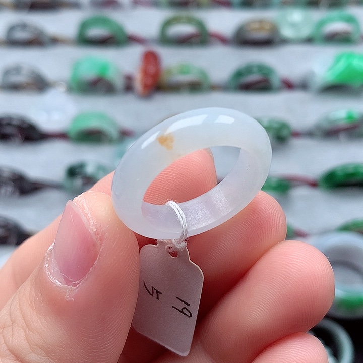 翡翠戒指未镶嵌19号