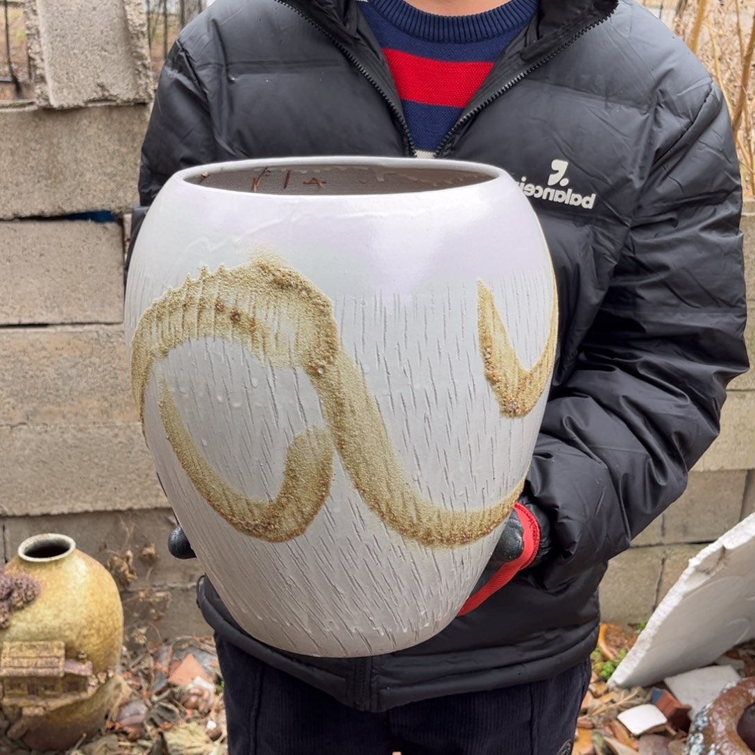 红陶高30口20有孔