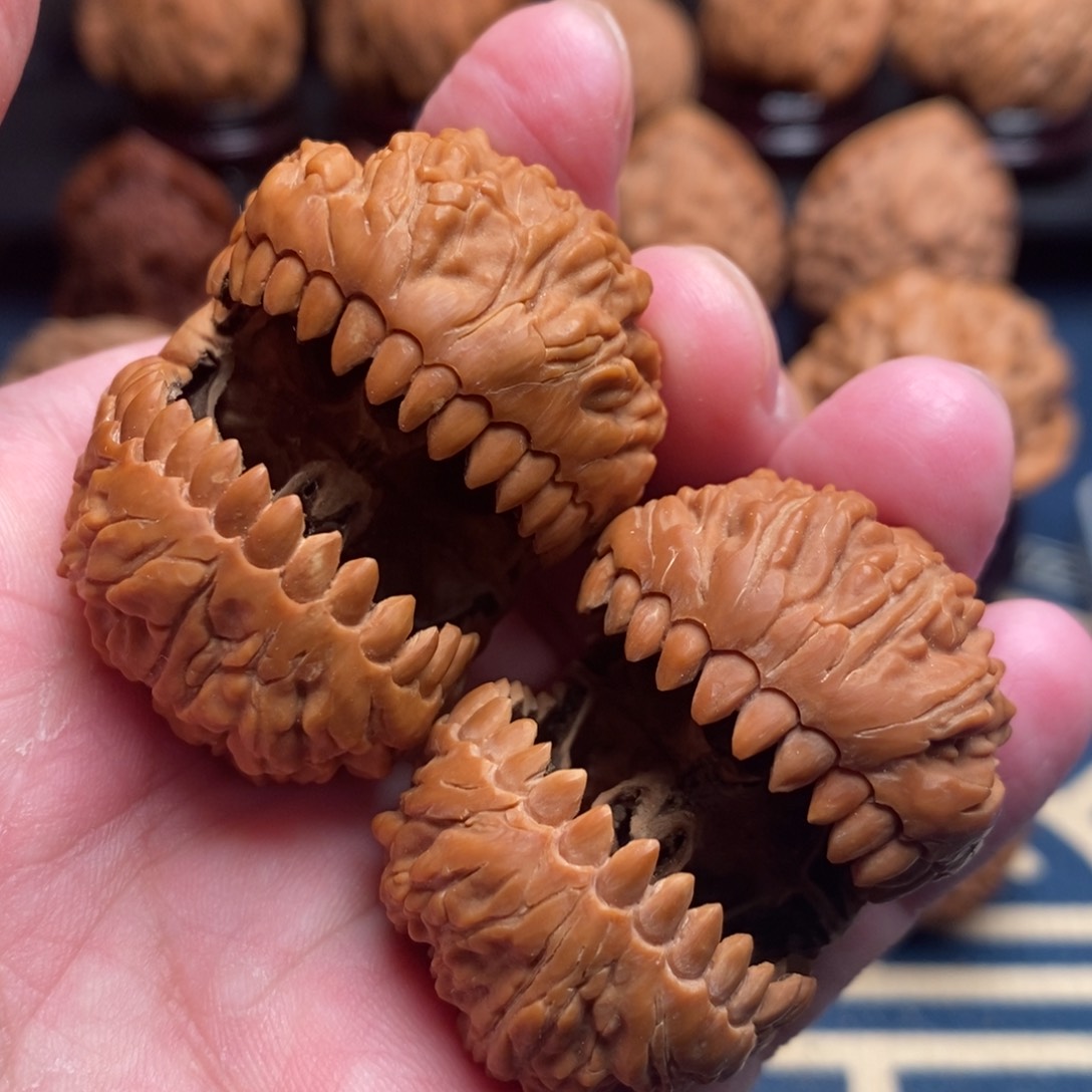 文玩核桃把件45大嘴