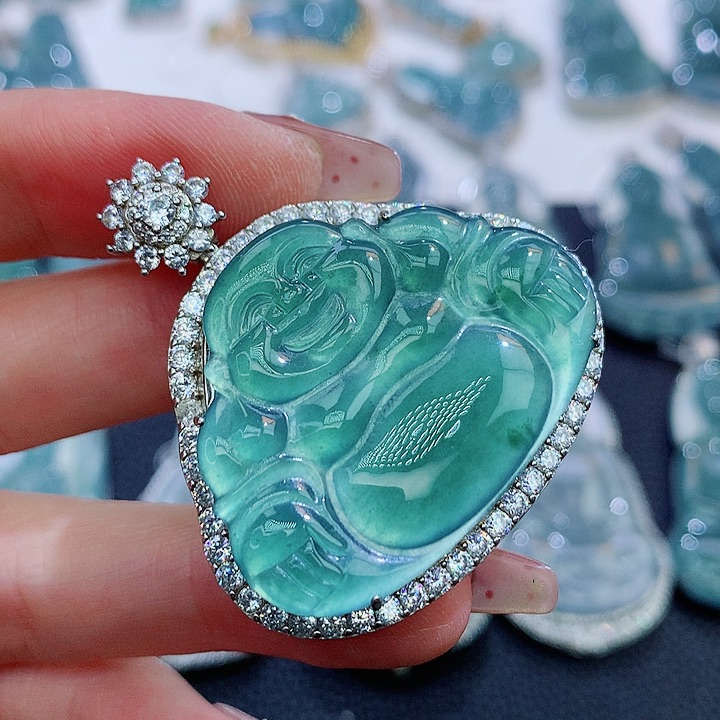 翡翠颈饰银S925镶嵌翡翠