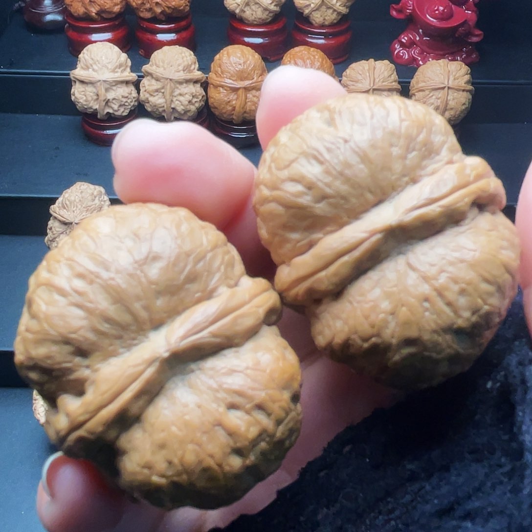 文玩核桃把件二炸……