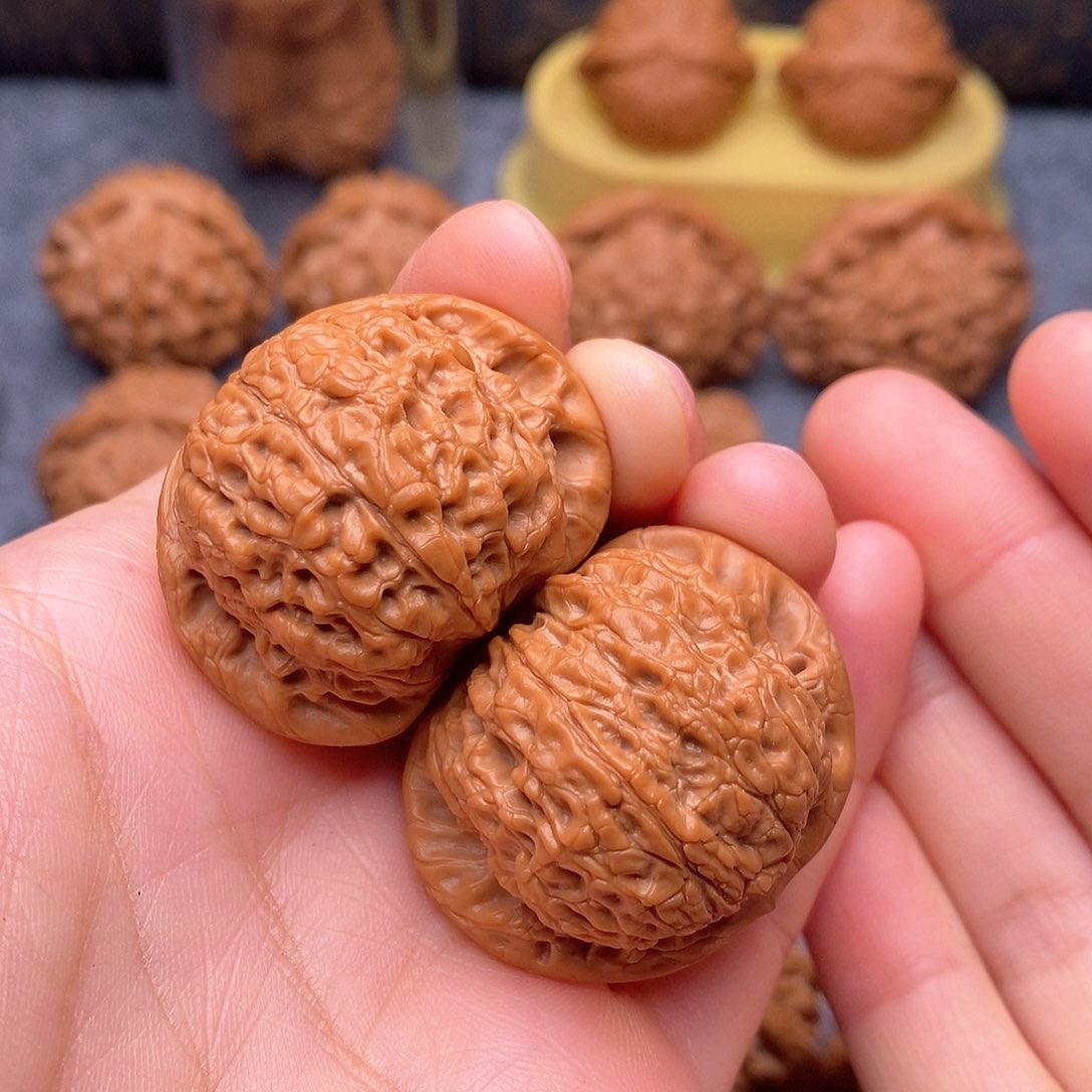 文玩核桃把件血麒麟37尺