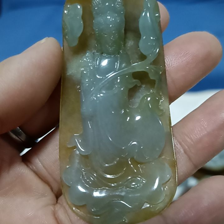 翡翠颈饰未镶嵌吊坠