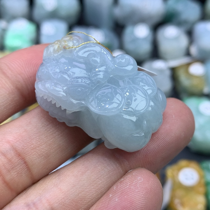翡翠未镶嵌颈饰天然缅甸翡翠招财貔貅吊坠