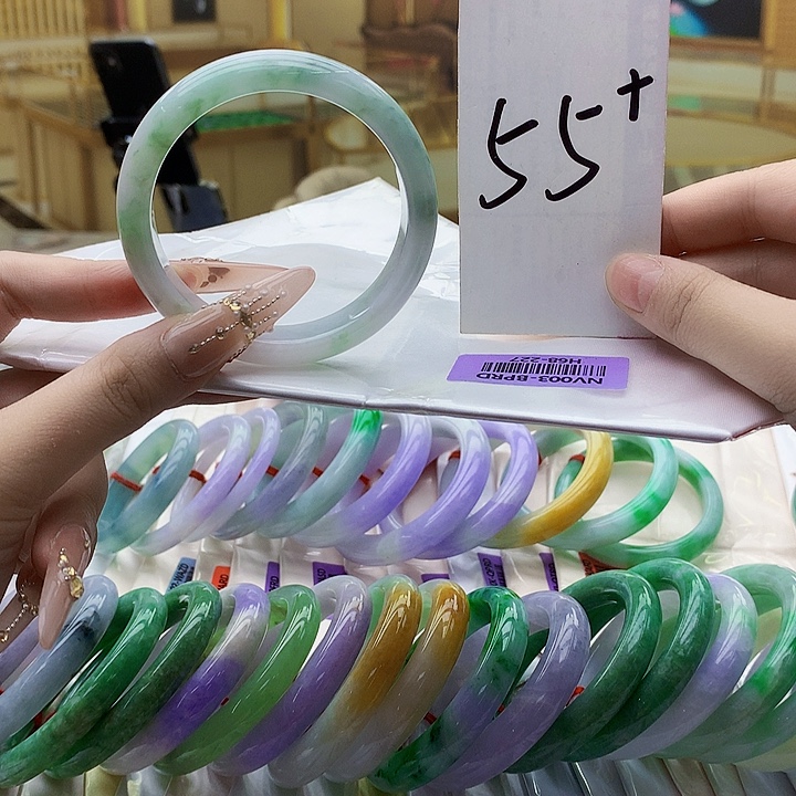 翡翠未镶嵌手镯mm