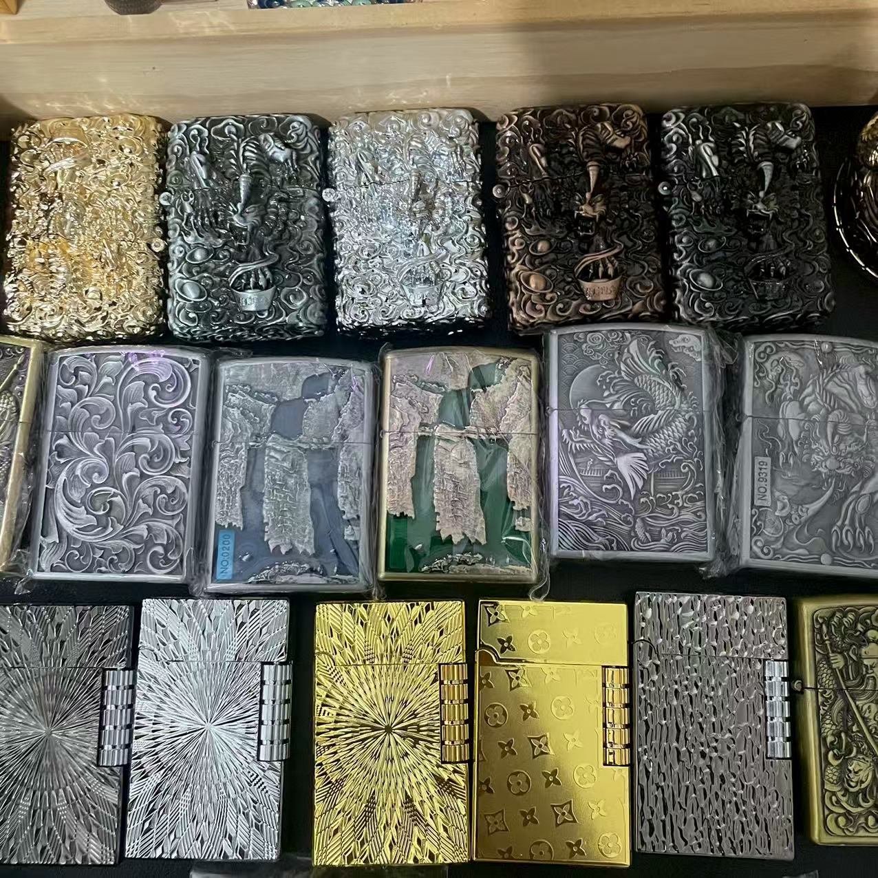 新款高山流水古风打火机浮雕设计创意防风高档礼品火机多种款式