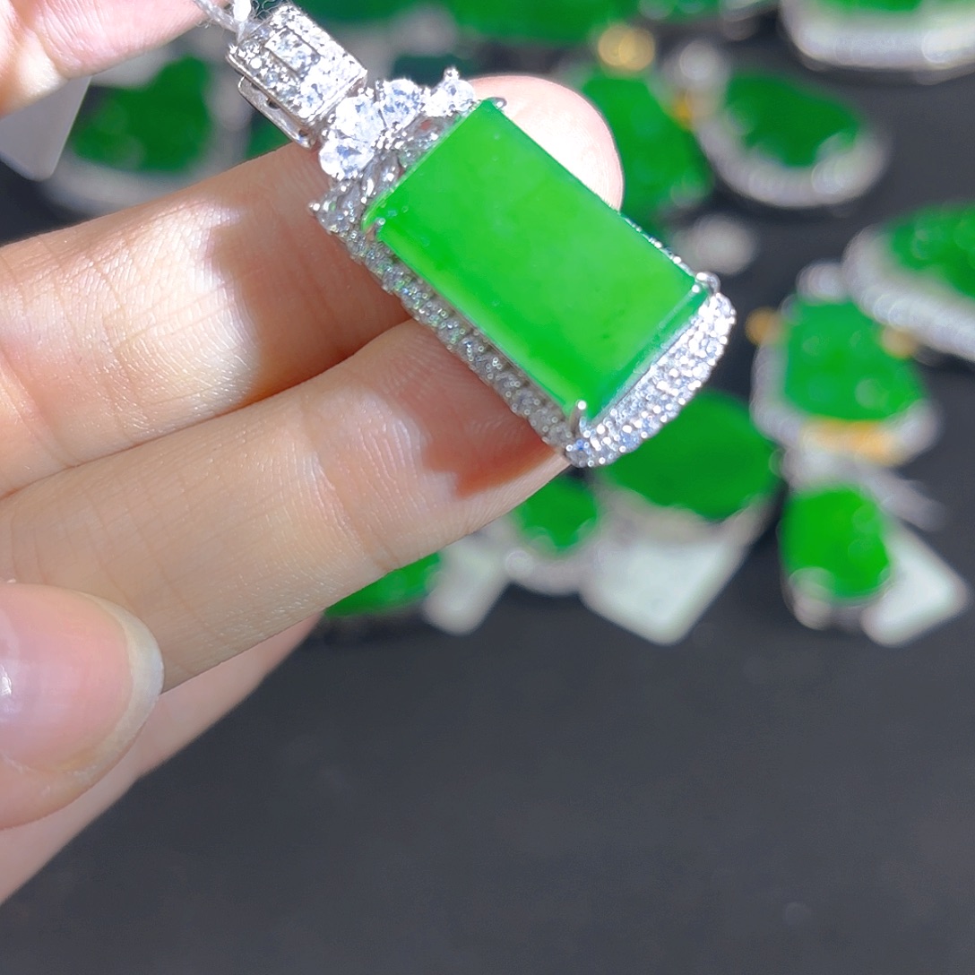 翡翠银S925镶嵌吊坠(不含链)