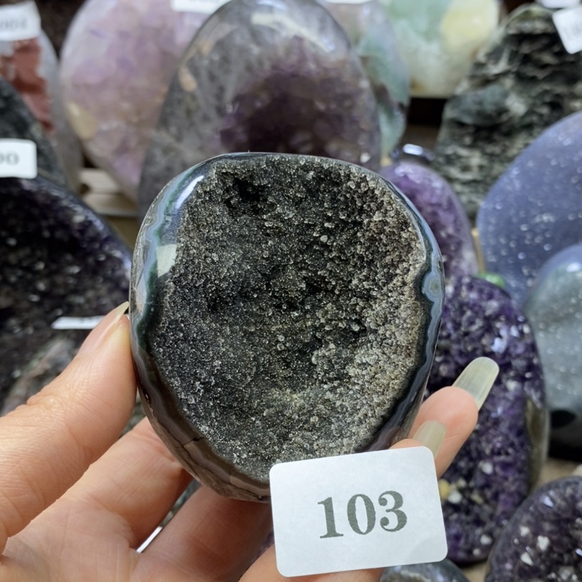 【闪购商品】未镶嵌大型摆件（非配饰）紫晶