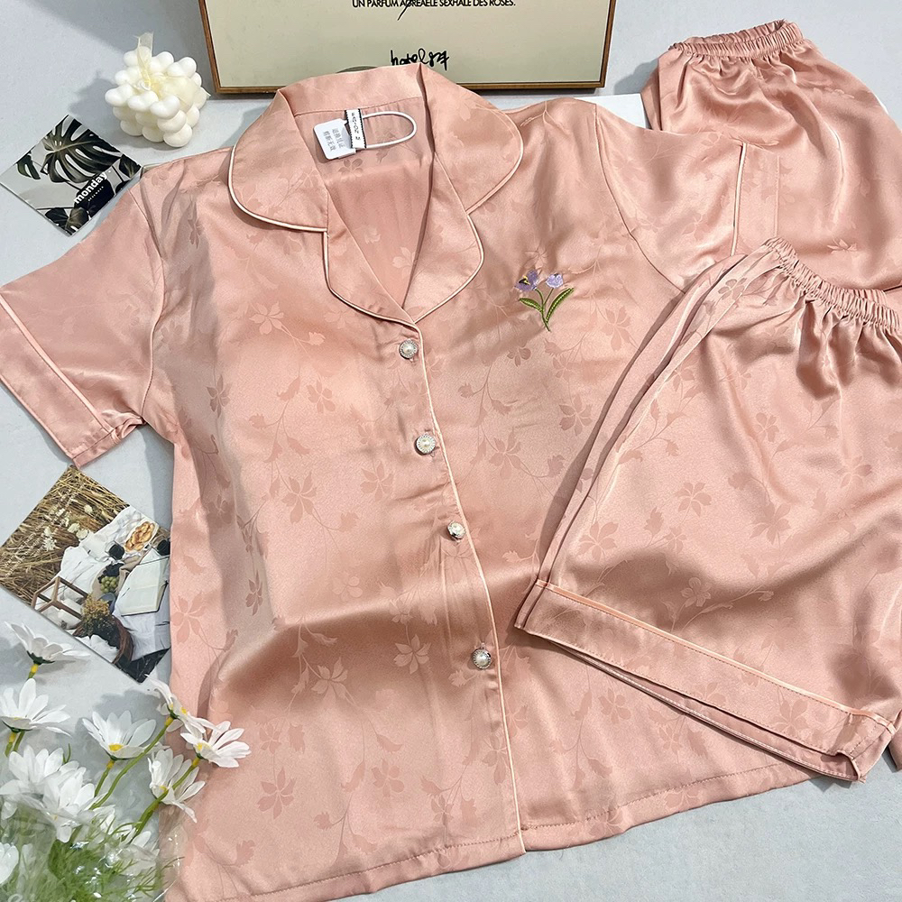 琦欣家郁金香冰雪丝带胸垫夏季凉感家居服套装三件套女