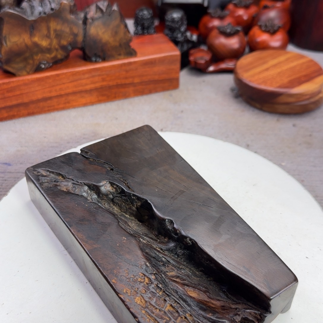 大果紫檀（缅甸花梨）凱**士