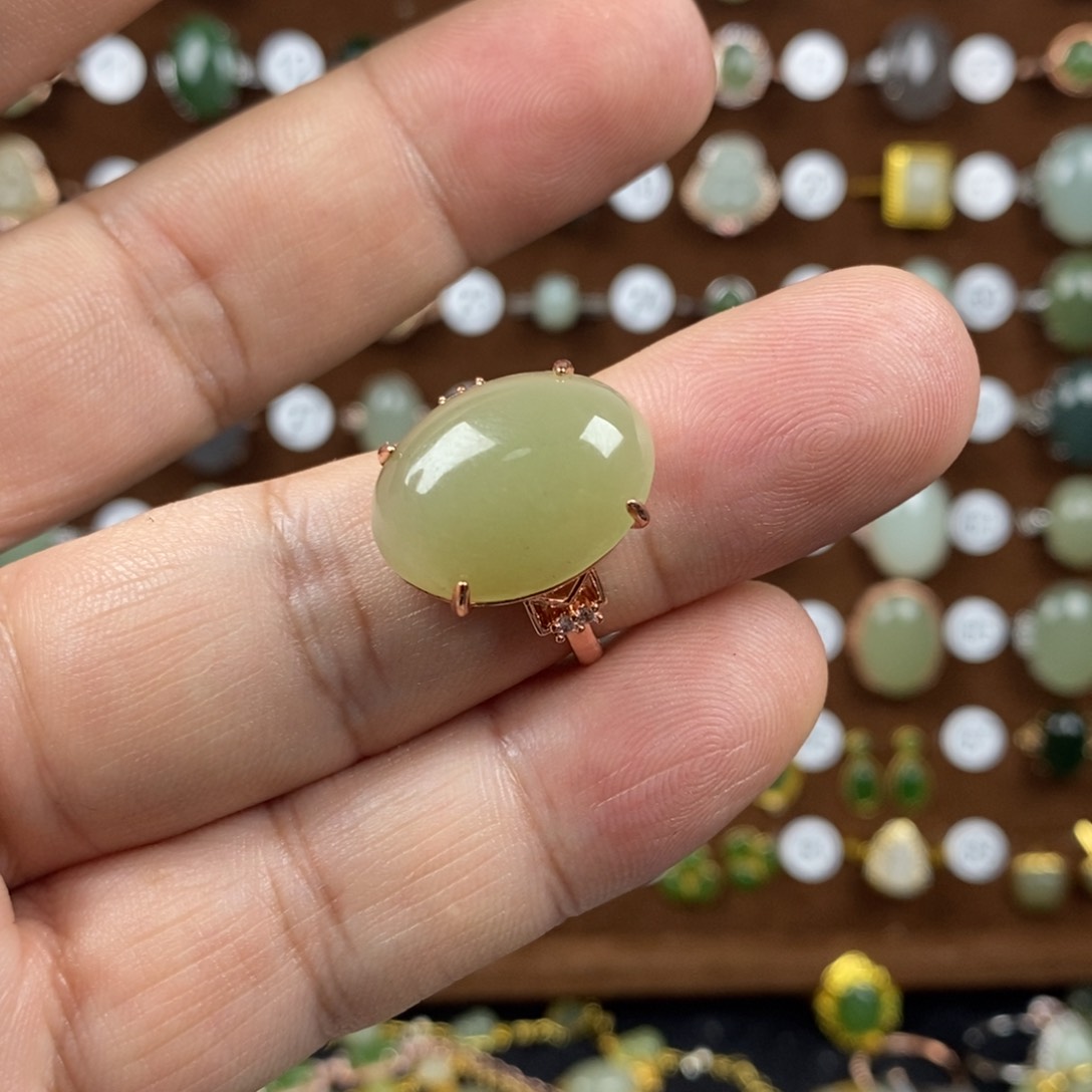 和田玉（青玉）戒指合金