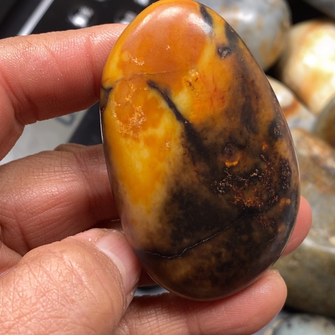 和田玉（糖玉）挂件未镶嵌