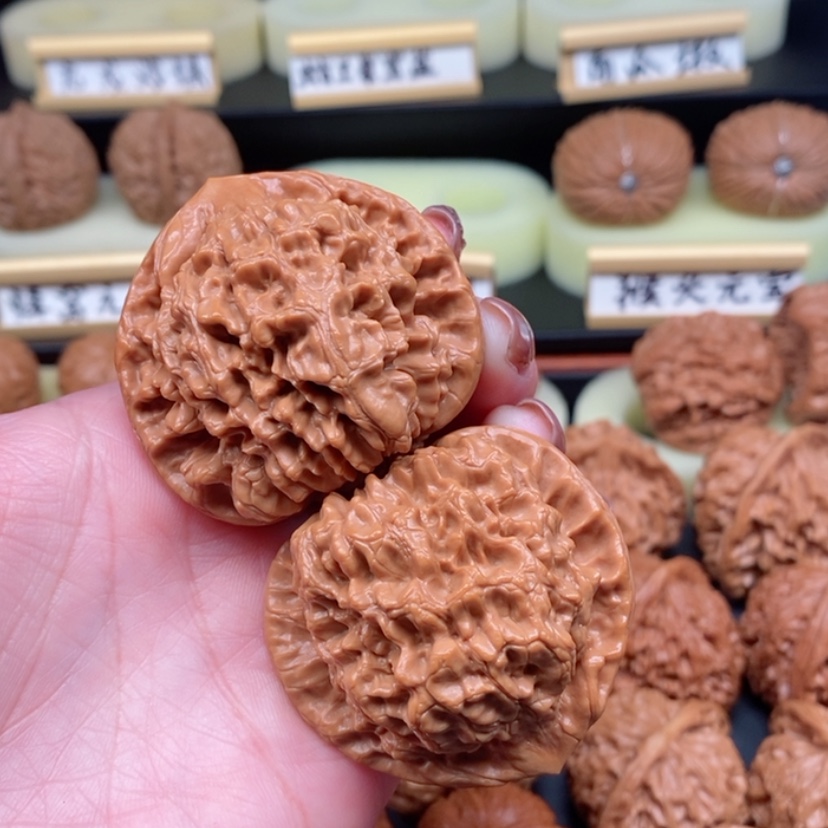 【闪购商品】文玩核桃吊坠官帽50尺