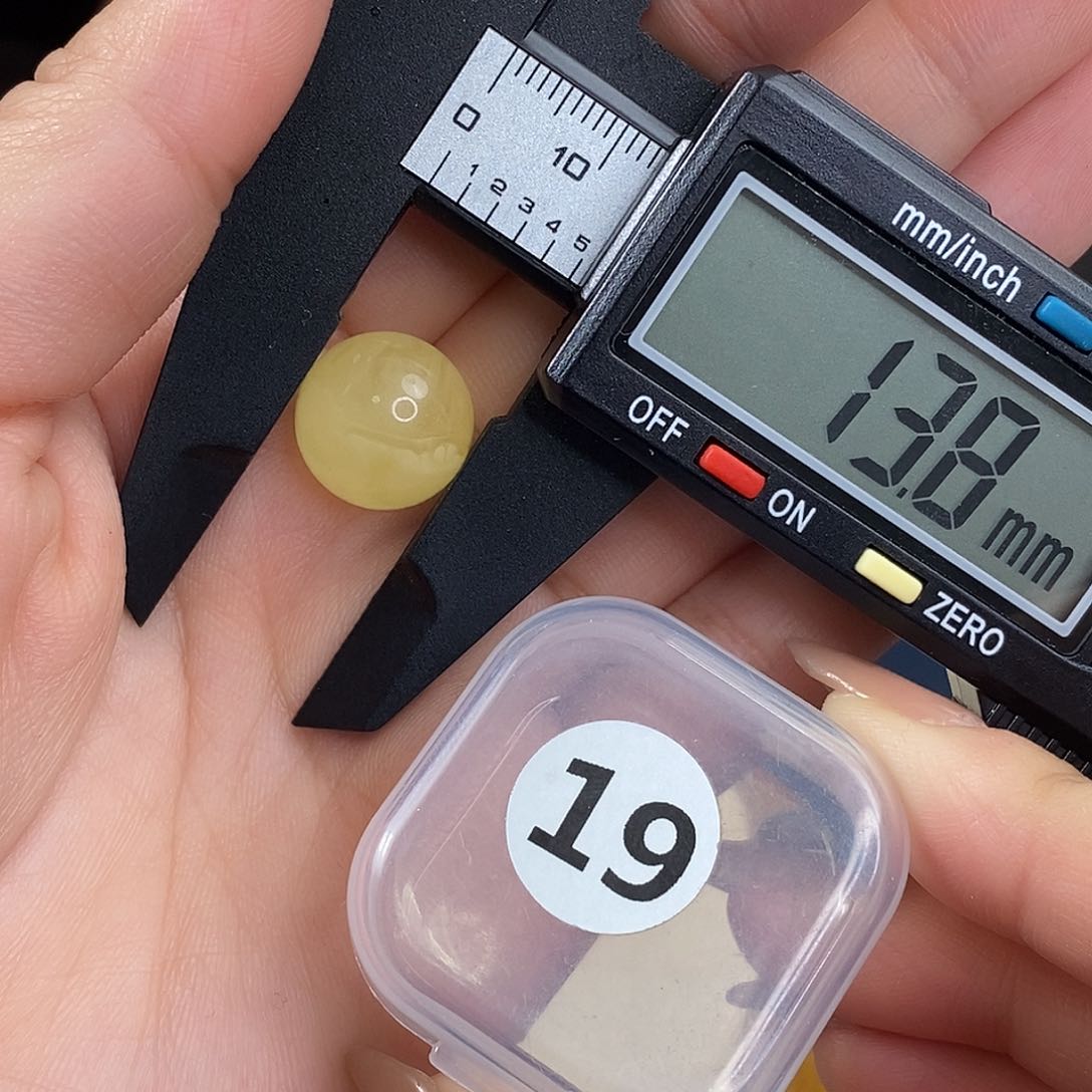 琥珀珠宝奇石未镶嵌琥珀蜜蜡微瑕