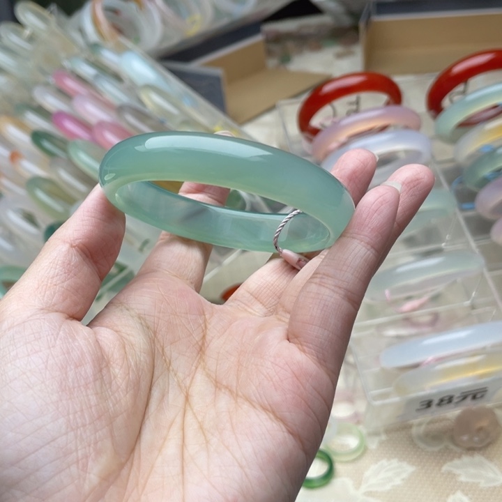 玛瑙/玉髓未镶嵌手镯55圈口