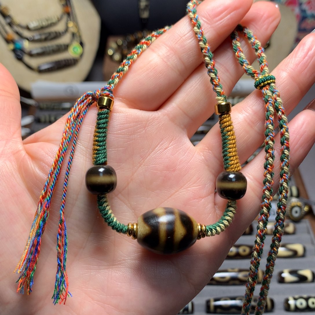 玛瑙/玉髓吊坠(赠链)未镶嵌