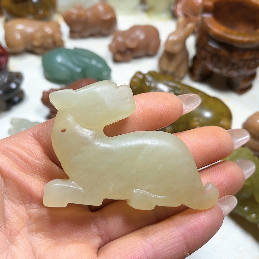 白玉菩提吊坠白玉菩提吊坠