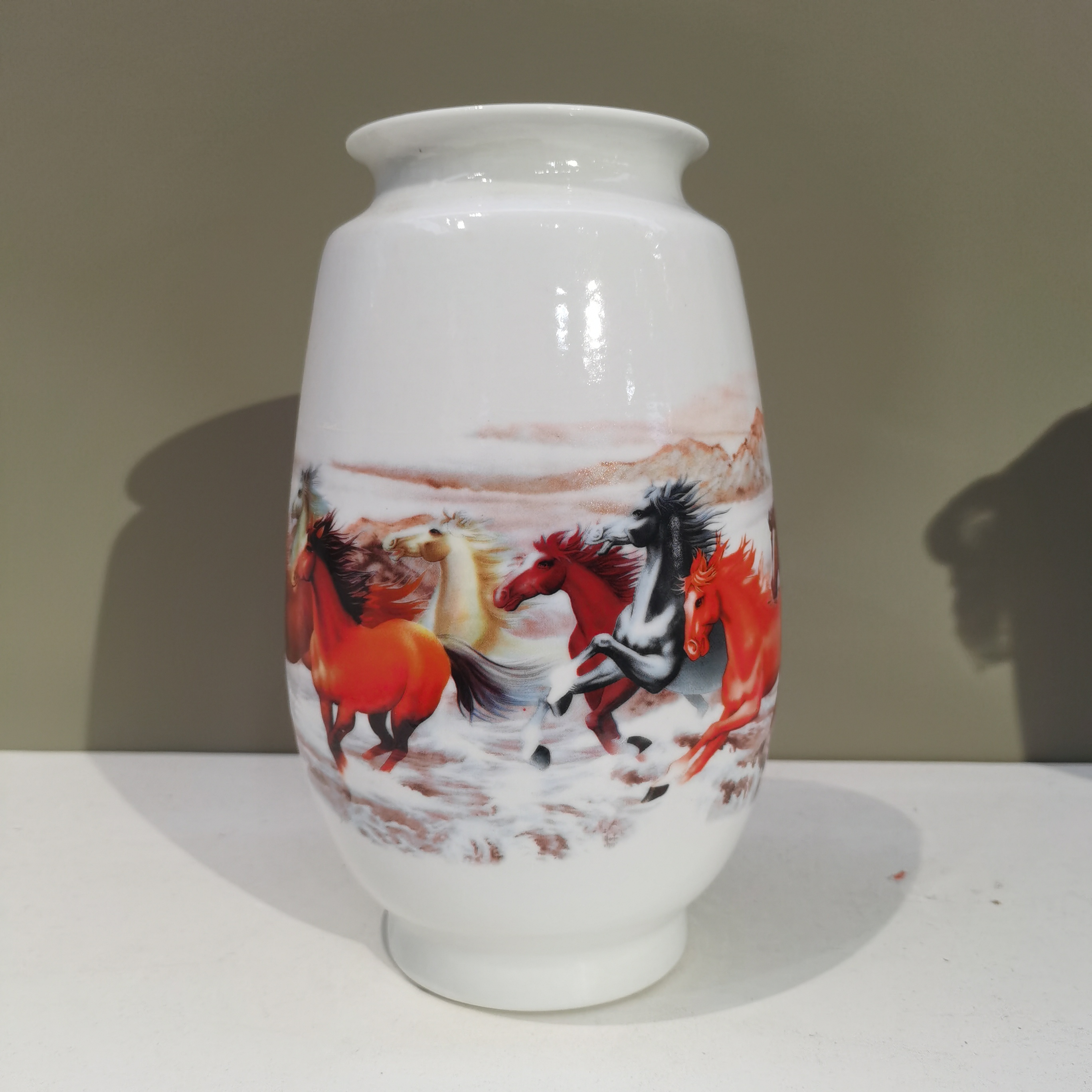 景德镇陶瓷花瓶釉上彩马到成功福筒瓶