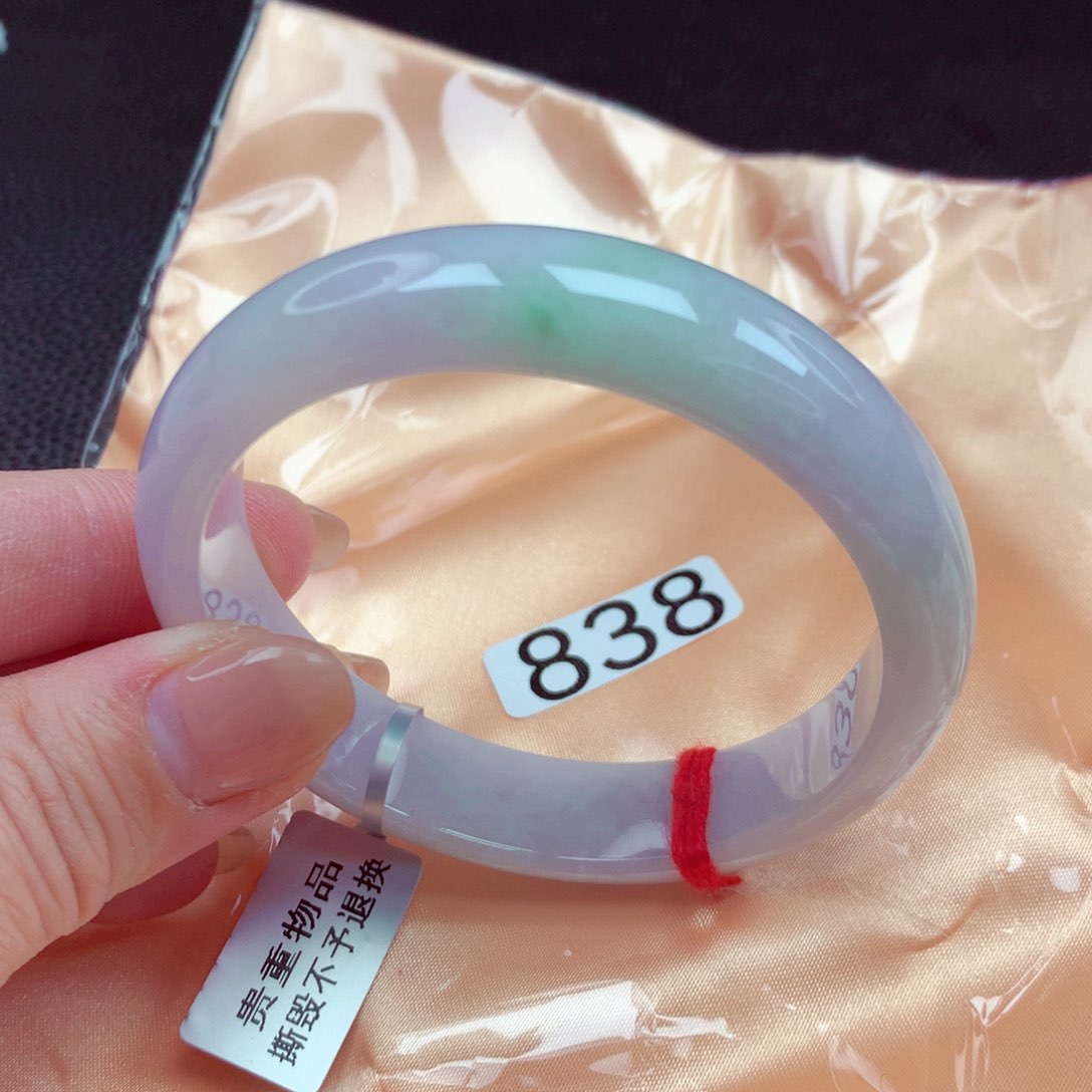 翡翠手镯未镶嵌手镯88