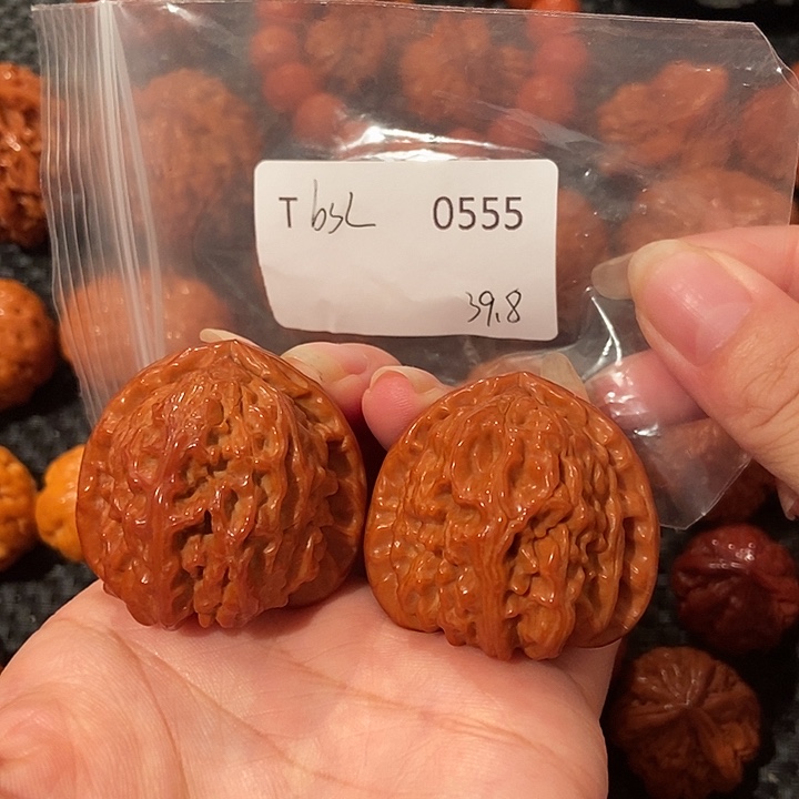 吊坠文玩核桃白狮子39.8